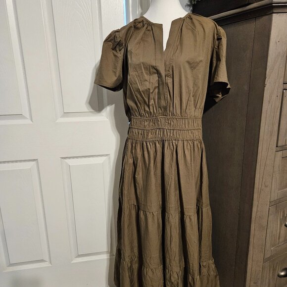 T Tahari Dresses & Skirts - T Tahari Women's Dress Olive Size 2XL